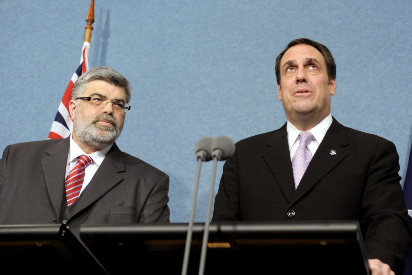 Former Industry Minister Kim Carr and Mark Reuss in 2009