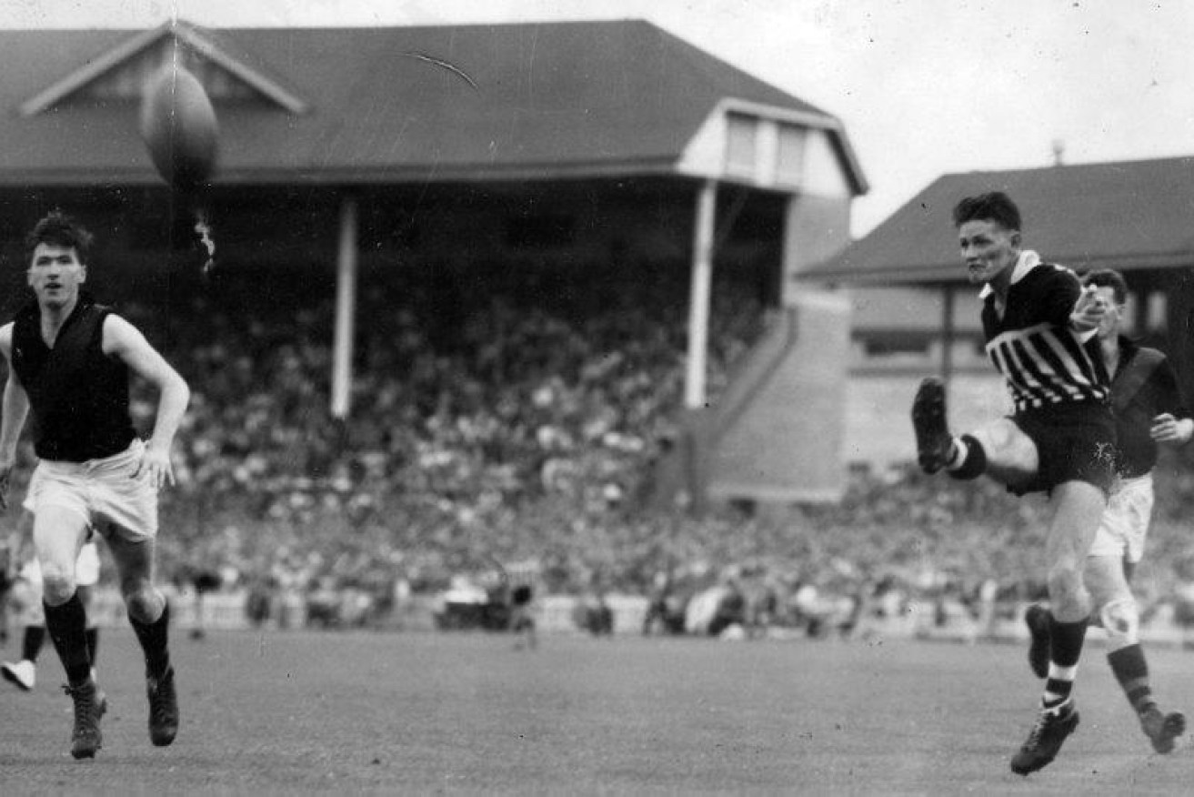 Port Adelaide's Geof Motley in action against West Adelaide at Adelaide Oval. Photo courtesy Ian Jaggard 