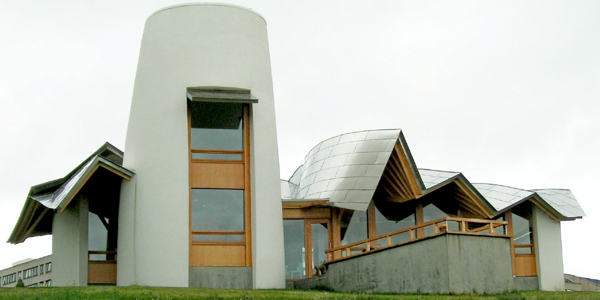 Maggie's Centre, Ninewells, Dundee, designed by Frank Gehry.