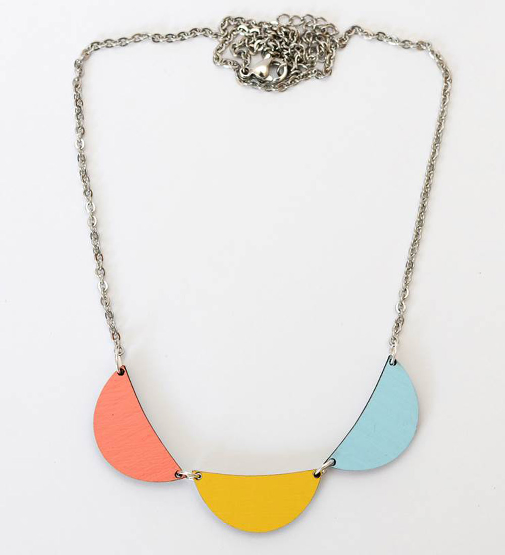 Delilah Devine splice necklace