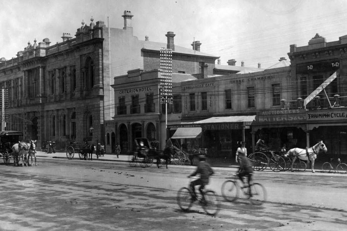 King William Street south of Pirie Street, Adelaide, 1897. Photo courtesy State Library of South Australia (ref B 5258)