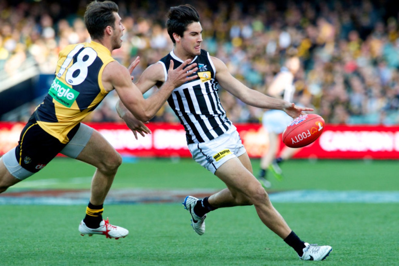 Richmond turned out in their away jumper, a final farcical act in jumper-gate