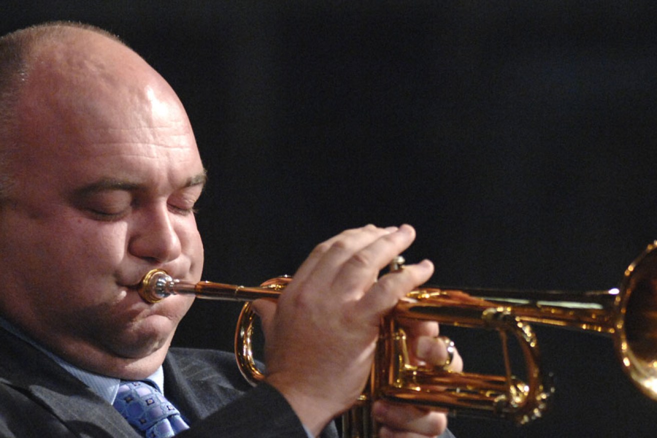 James Morrison will run his own jazz academy in Mt Gambier from next year.