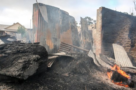Banks and insurers to help fire victims