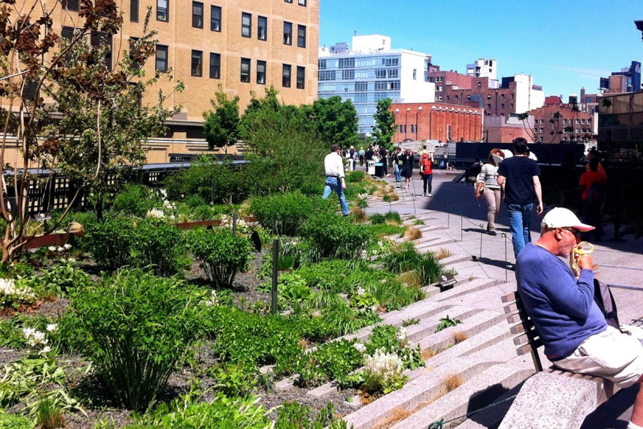 High Line Park has become popular with locals and visitors. Photo: flickr