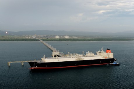 Santos strikes coal seam gas deal with AGL Energy