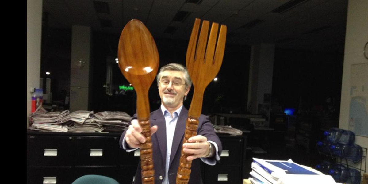 Forget buckets of cash, Matt and Dave have climbed the ratings mountain with give-aways of quality merchandise, such as oversized wooden cutlery, French-polished by a listener.