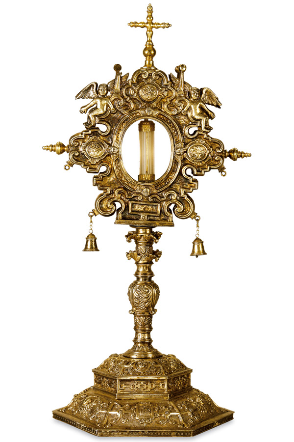 India, Reliquary monstrance, for thorn from the Crown of Christ, 17th century, Basilica of the Baby Jesus, Old Goa, Goa, gilt silver, glass, 48.5 x 24.0 x 18.0 cm; Museum of Christian Art, Goa, Inv. 01.1.12