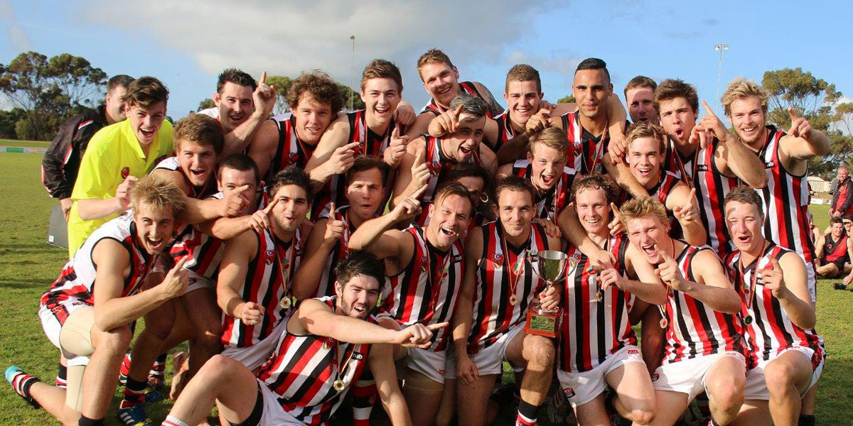 Last year's SA country football champions, Murray South East. Photo: Peter Argent