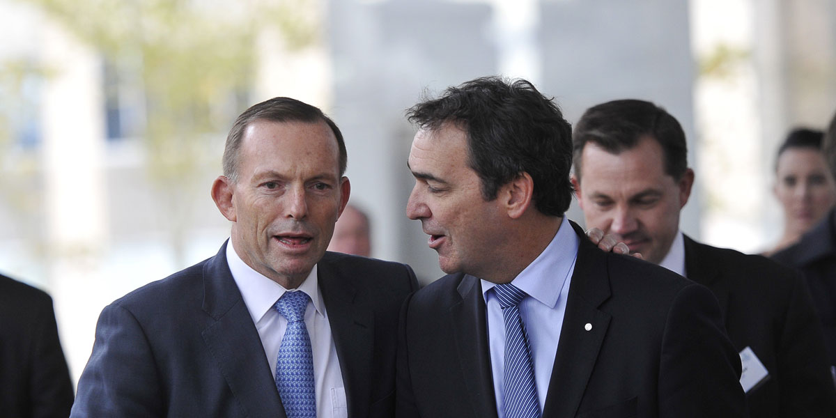 Just a few months ago, Steven Marshall was front-and-centre in Tony Abbott's Adelaide photo opportunities. AAP image