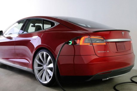 Tesla reports $US184m loss