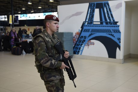 Paris travel bookings down after attacks