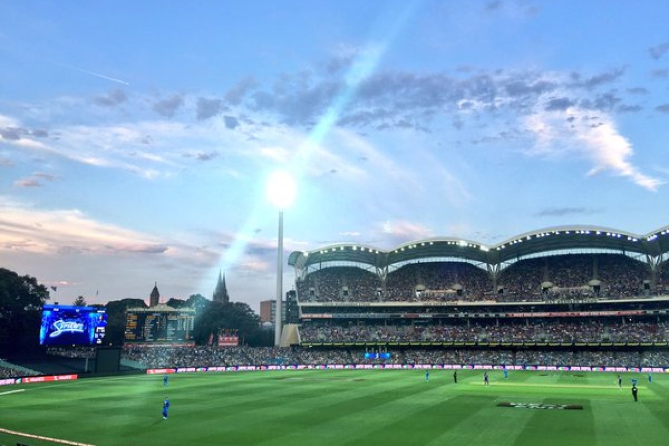 The Strikers once again thrilled a capacity Adelaide Oval crowd. Photo: Twitter.
