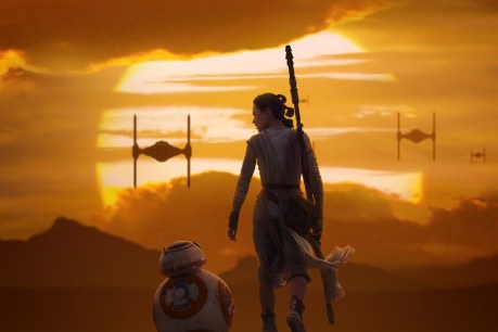 Star Wars sets New Year’s box office record