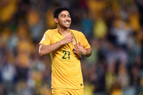 Socceroos star spurns Greece games for ‘Cockney’ baby’s birth