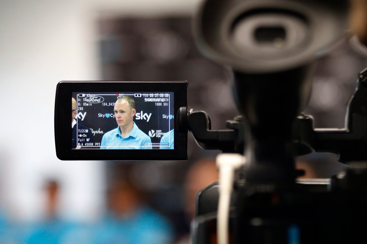 epa05398641 Team Sky rider Christopher Froome of Great Britain appears in a view finder of a camera during the team's press conference two days ahead of the 103rd edition of the Tour de France 2016 cycling race in Port-en-Bessin-Huppain, Normandy, France, 30 June 2016. The 103rd edition of the Tour de France 2016 cycling race will start in Mont Saint-Michel on 02 July. EPA/KIM LUDBROOK