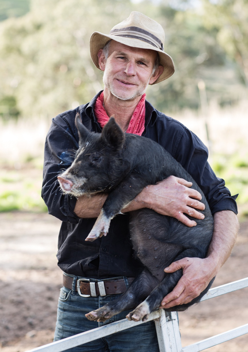 Michael-Wohstadt-with-pig
