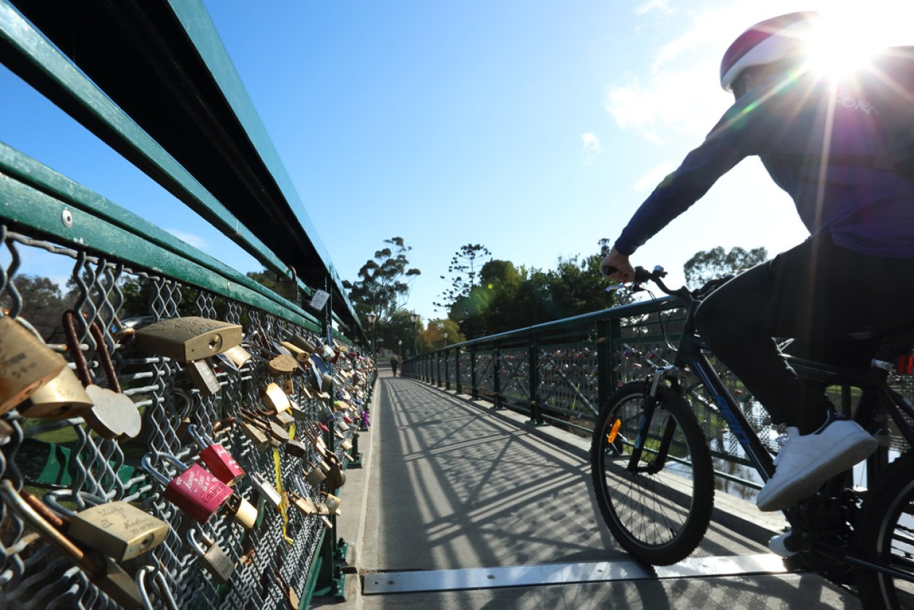 A council report warned that the Adelaide University love locks may pose a safety risk. Photo: Tony Lewis / InDaily