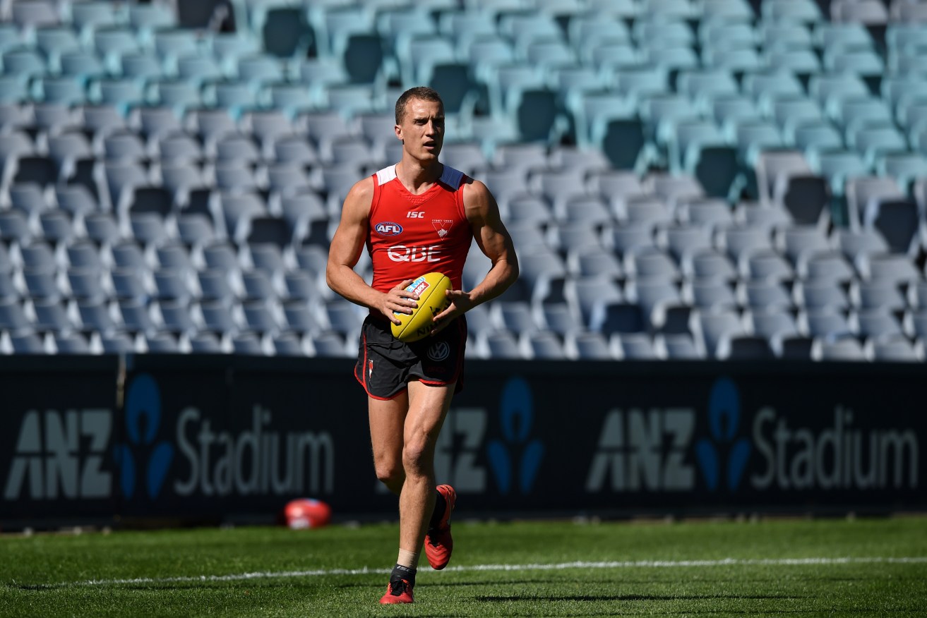 Sydney Swans AFL player Ted Richards takes part in a training session in Sydney on Tuesday, Sept. 6, 2016. The Swans will play the Greater Western Sydney Giants in the first qualifying final at ANZ Stadium on Saturday, September 10. (AAP Image/Paul Miller) NO ARCHIVING