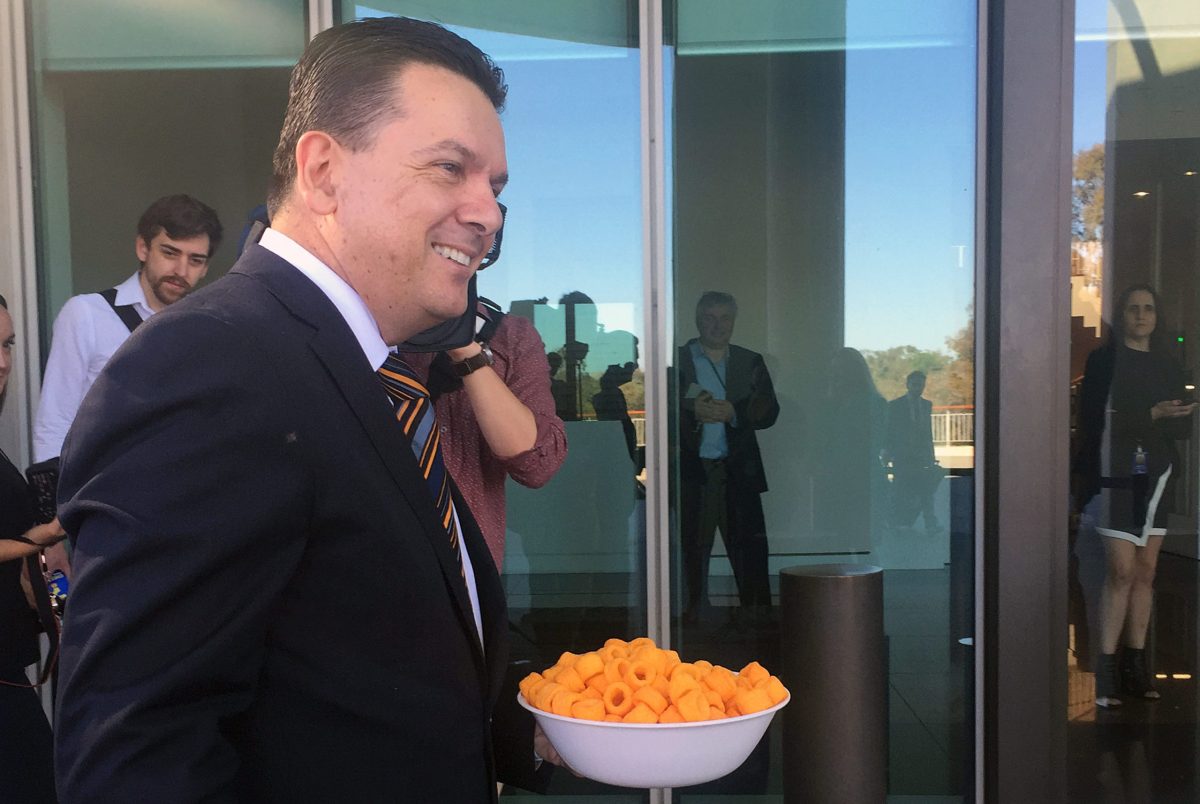 When it comes to the crunch, who would Nick Xenophon support? Photo: Simone Ziaziaris / AAP