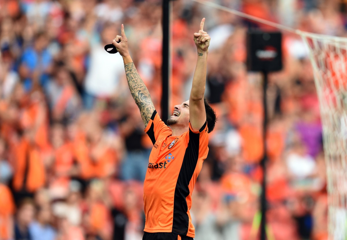 Brisbane's Jamie Maclaren emotionally celebrates a goal, which he dedicated to the memory of his late grandmother. Photo: Dan Peled / AAP