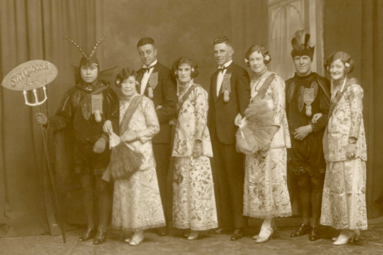 Gladys Sym Choon (second left) in a photo taken to promote her new store in the Regent Arcade in the 1930s.
Courtesy of photographer: Mei Ling Niel. Migration Museum photographic collection, PN05629
