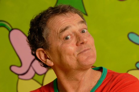 Review: Peter Combe in Bellyflop in a Pizza
