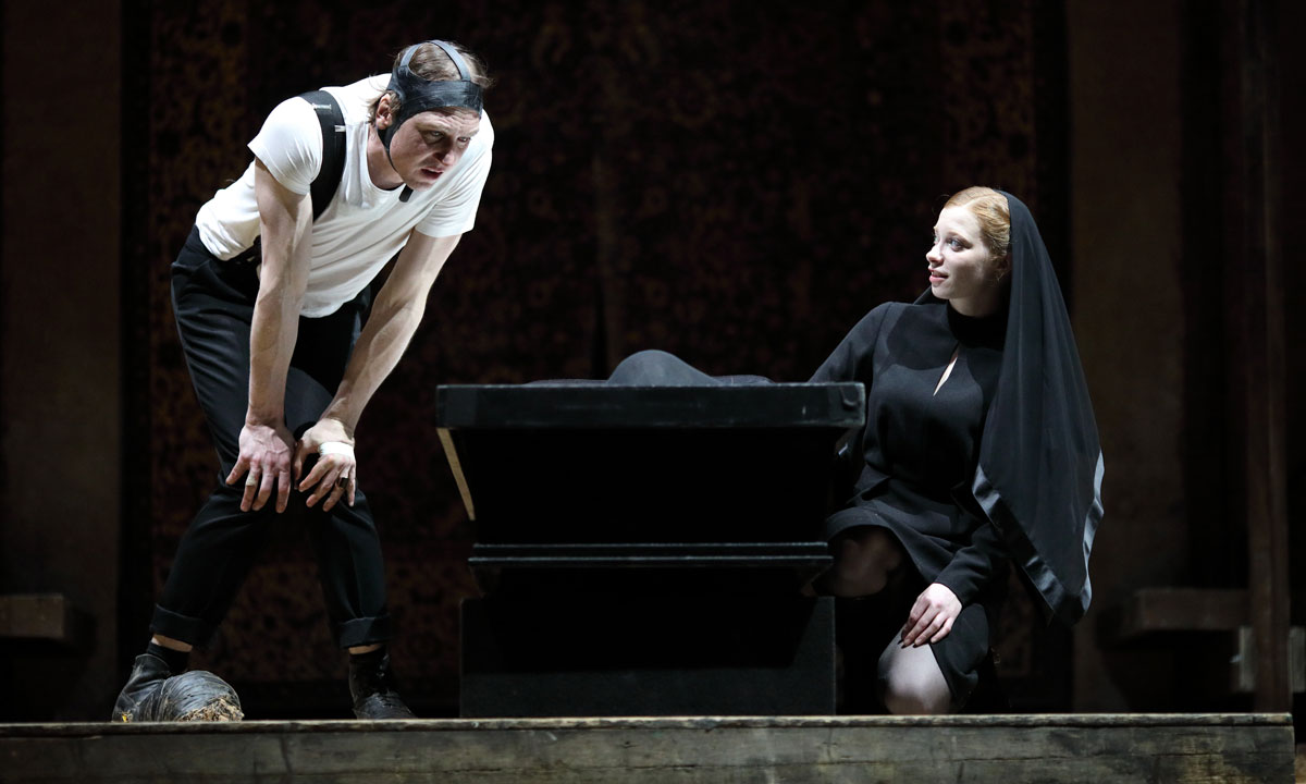 Lars Eidinger and Jenny Konig in Richard III. Photo: Tony Lewis / Adelaide Festival