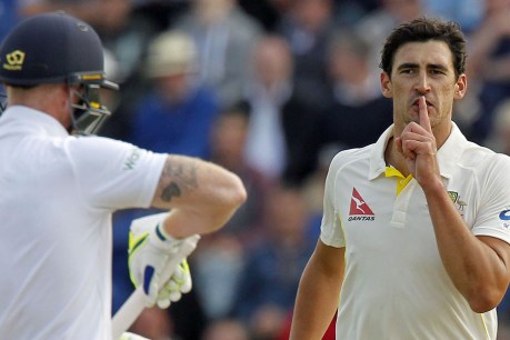 Ashes threat as cricket pay deal standoff escalates