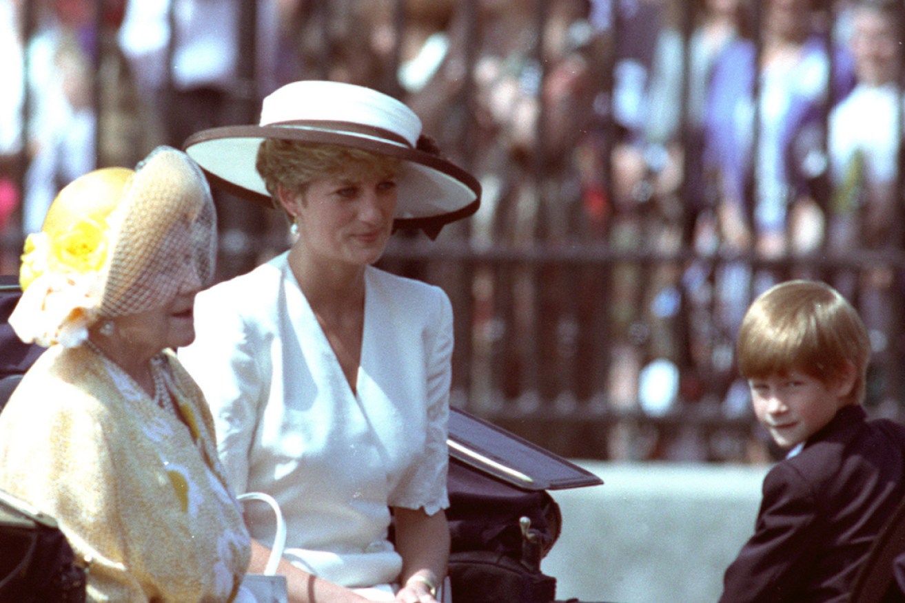 The Princess of Wales, the Queen mother, and Prince Harry ride in their carriage from Buckingham Palace June 13, 1992. SCANNED FROM NEGATIVE REUTERS/Kevin Lamarque  KL/CMC/PN - RTR10C