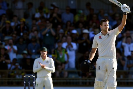 Aussies rue missed chances as Malan makes a name for himself