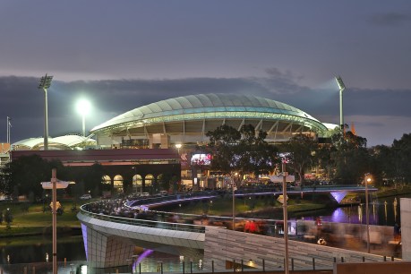 Govt could strip council of Adelaide Oval powers, staff warn