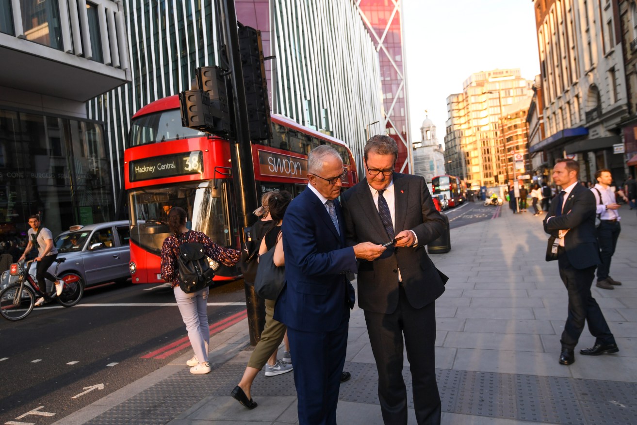 Prime Minister Malcolm Turnbull (left) and then Australian High Commissioner Alexander Downer in London in April. Photo: AAP/Lukas Coch