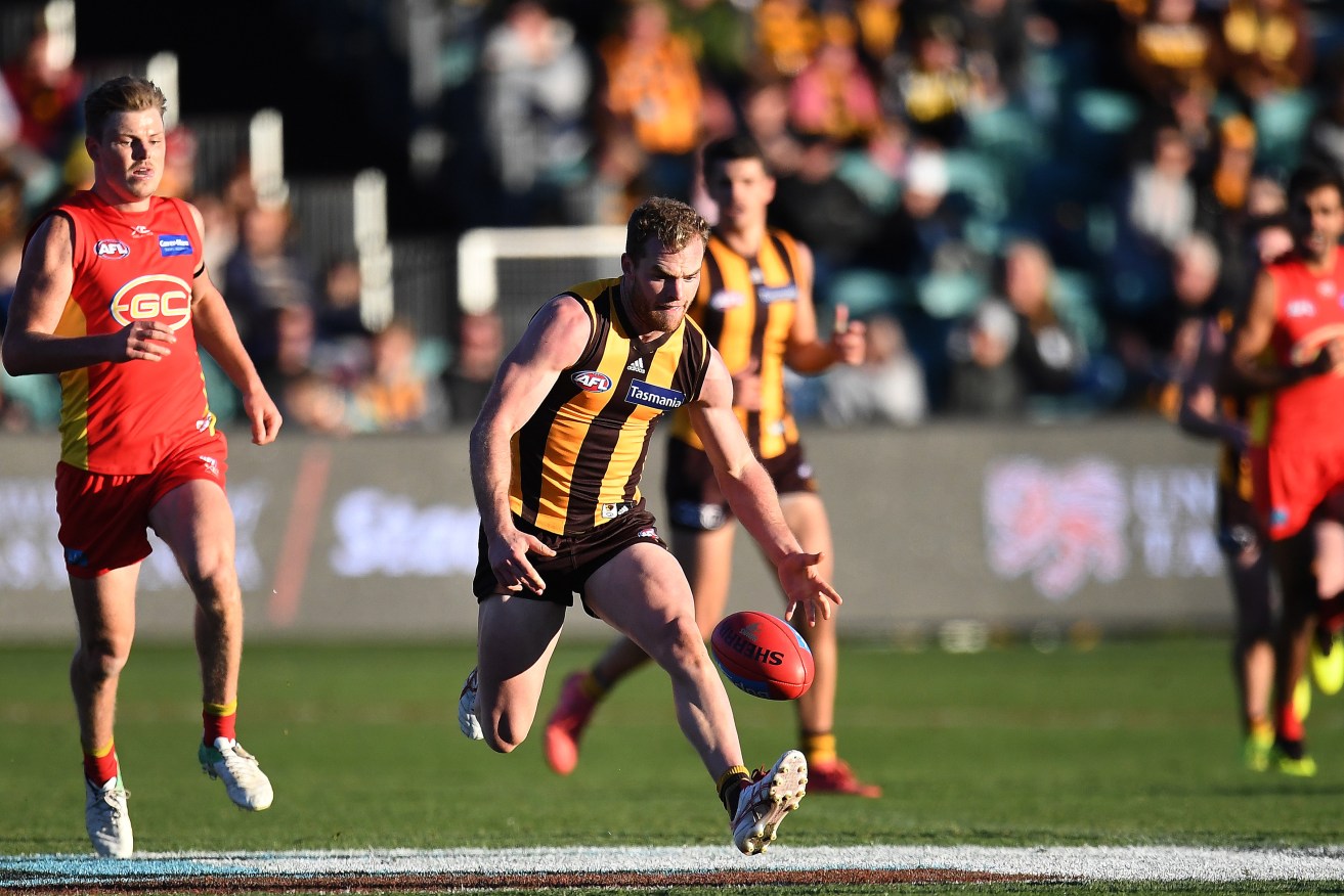 Hawthorn's Tom Mitchell has won this year's AFL Players' Association MVP award. Photo: AAP/Julian Smith