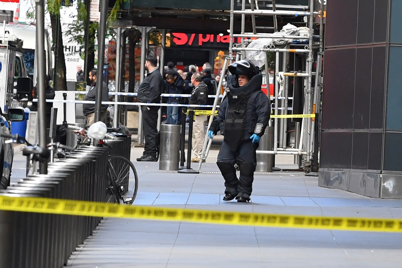 Police outside CNN's New York bureau. Photo: Robert Deutsch-USA TODAY/Sipa USA