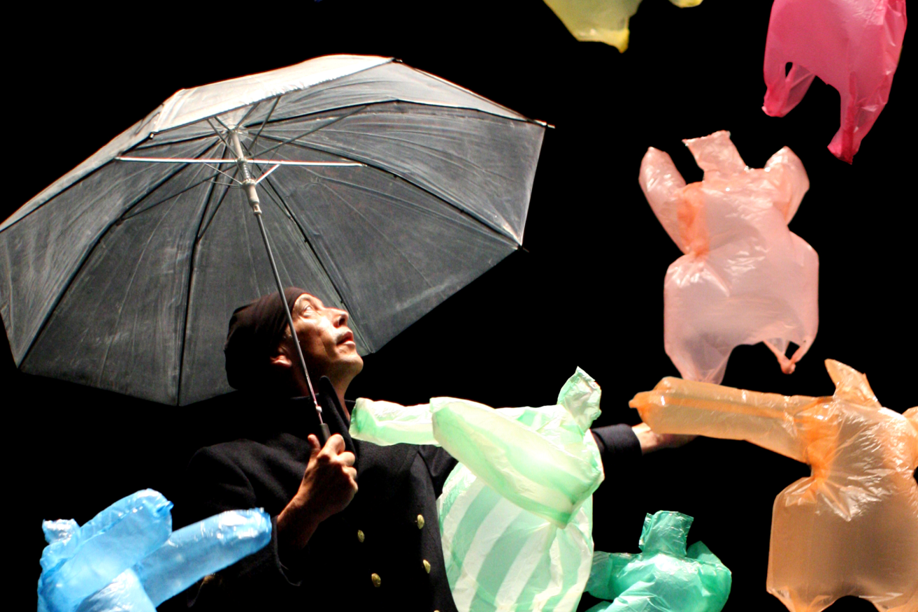 Plastic bags are “brought to life by a mysterious ballet master” in L’Après-Midi D’un Foehn, showing this weekend as part of the Adelaide French Festival. 