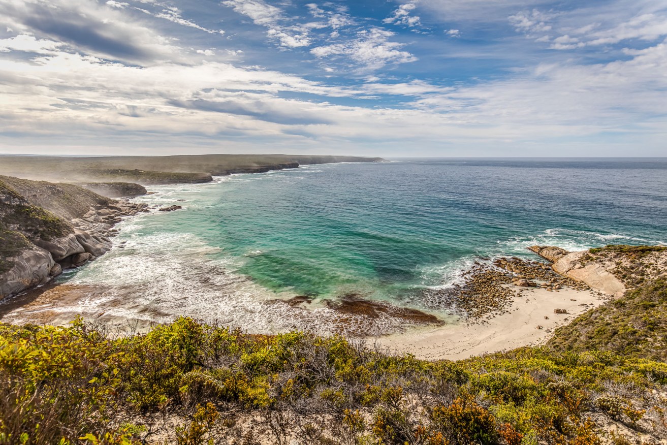 Sanderson Bay on the coast of Flinders Chase National Park. Photo courtesy the Public Parks NOT Private Playgrounds Campaign