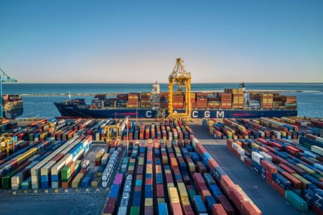 Australian ports lockout raises Christmas supply chain concern