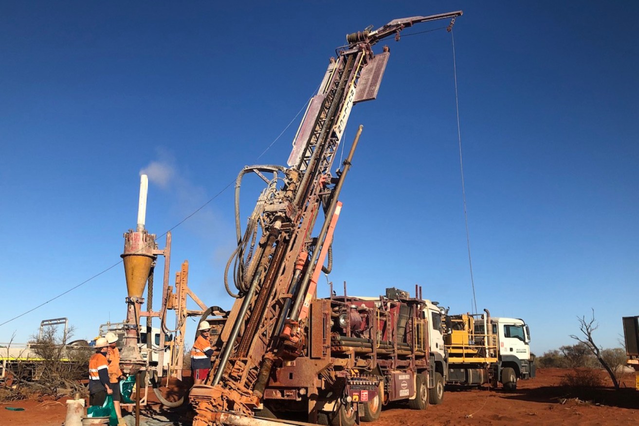 Marmota is ramping up drilling at its Aurora Tank project in South Australia as world gold prices surge.