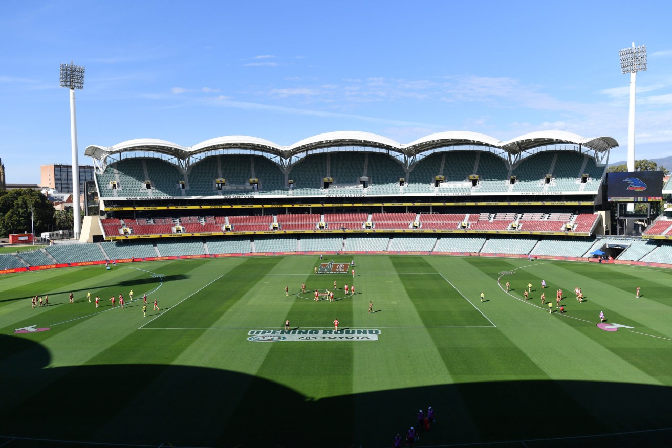 The Crows will play Geelong at Adelaide Oval on Saturday. Photo: AAP/David Mariuz