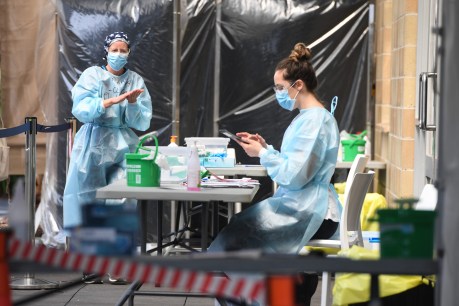 Melbourne suburbs on alert over virus cluster