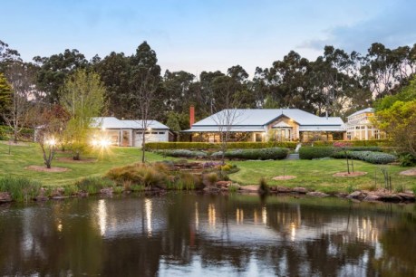 Premium SA Homes: Adelaide Hills oasis