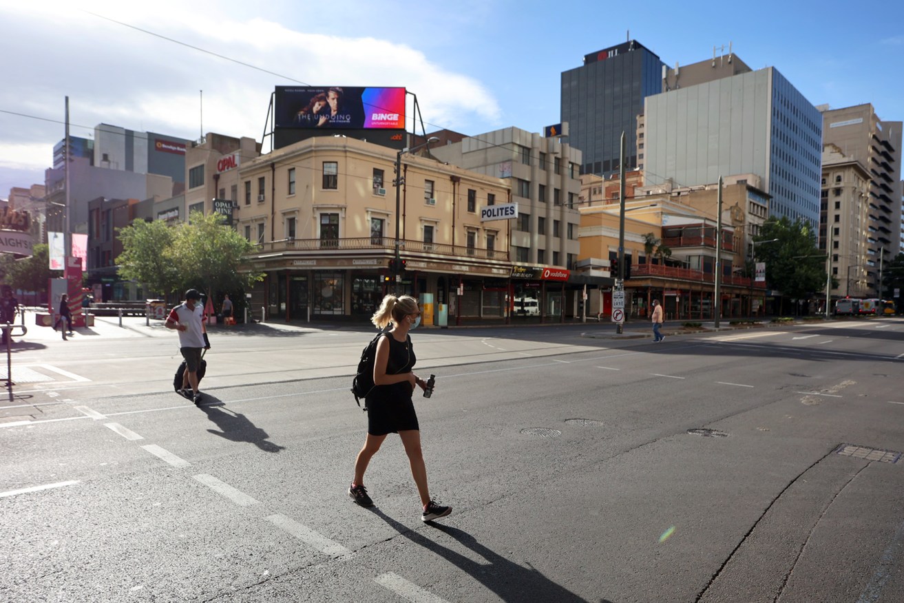 King William Street at peak hour during a brief Adelaide lockdown. Photo: Tony Lewis/InDaily