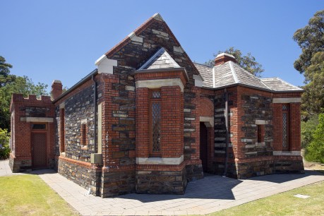 Urrbrae gatehouse demolition preferred as moving would ‘decrease the heritage value’