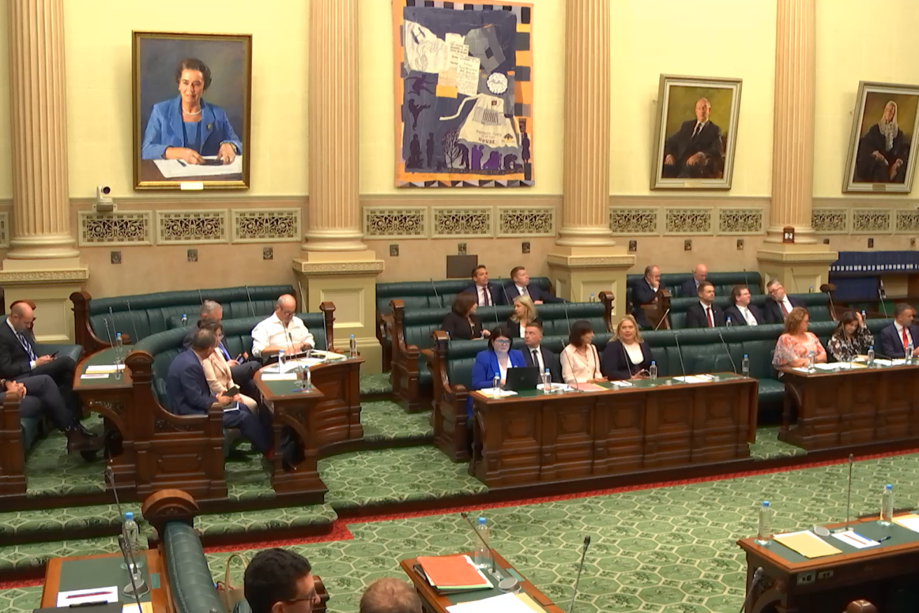 New regime: the crossbench voting with the Labor Opposition today. 