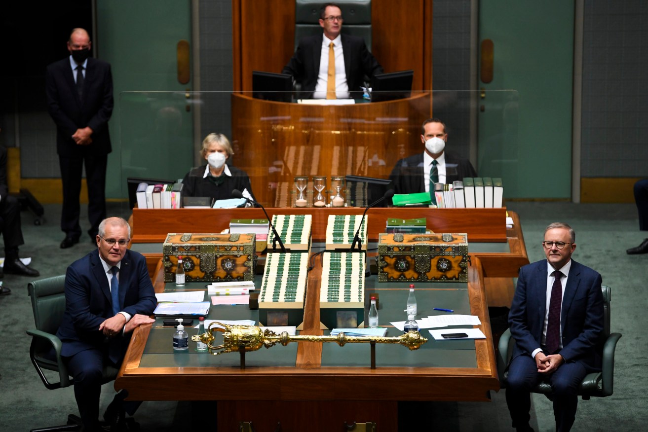 Prime Minister Scott Morrison (left) and Australian Opposition Leader Anthony Albanese. Photo: AAP/Lukas Coch