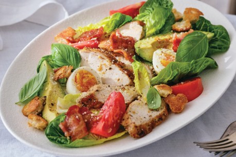 Recipe: Chicken cobb salad
