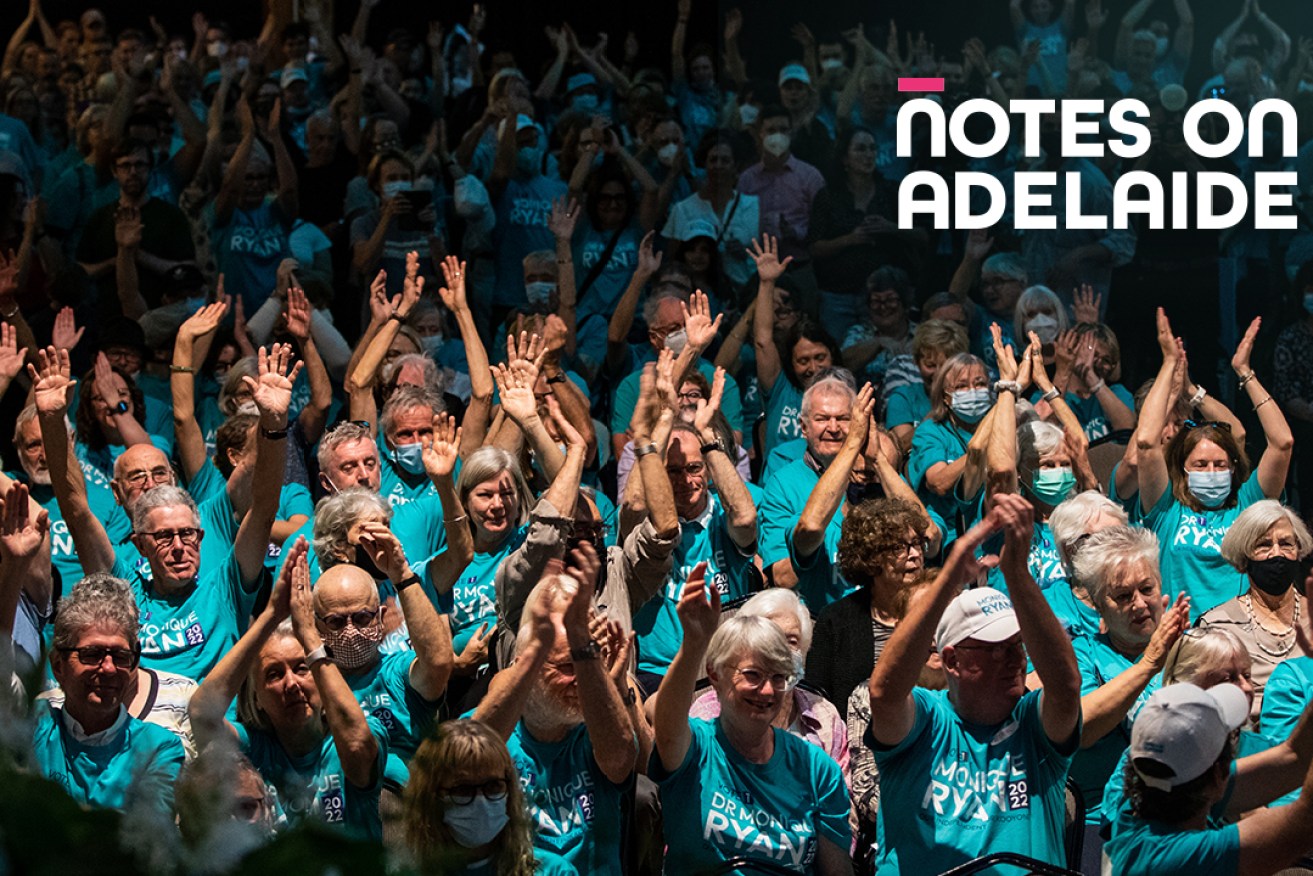 Supporters of "teal independent" Monique Ryan who is hoping to unseat Treasurer Josh Frydenberg in Kooyong. Monique Ryan’s supporters are seen during an election campaign launch at Hawthorn Arts Centre in Melbourne, Sunday, April 10, 2022. Photo: AAP/Diego Fedele