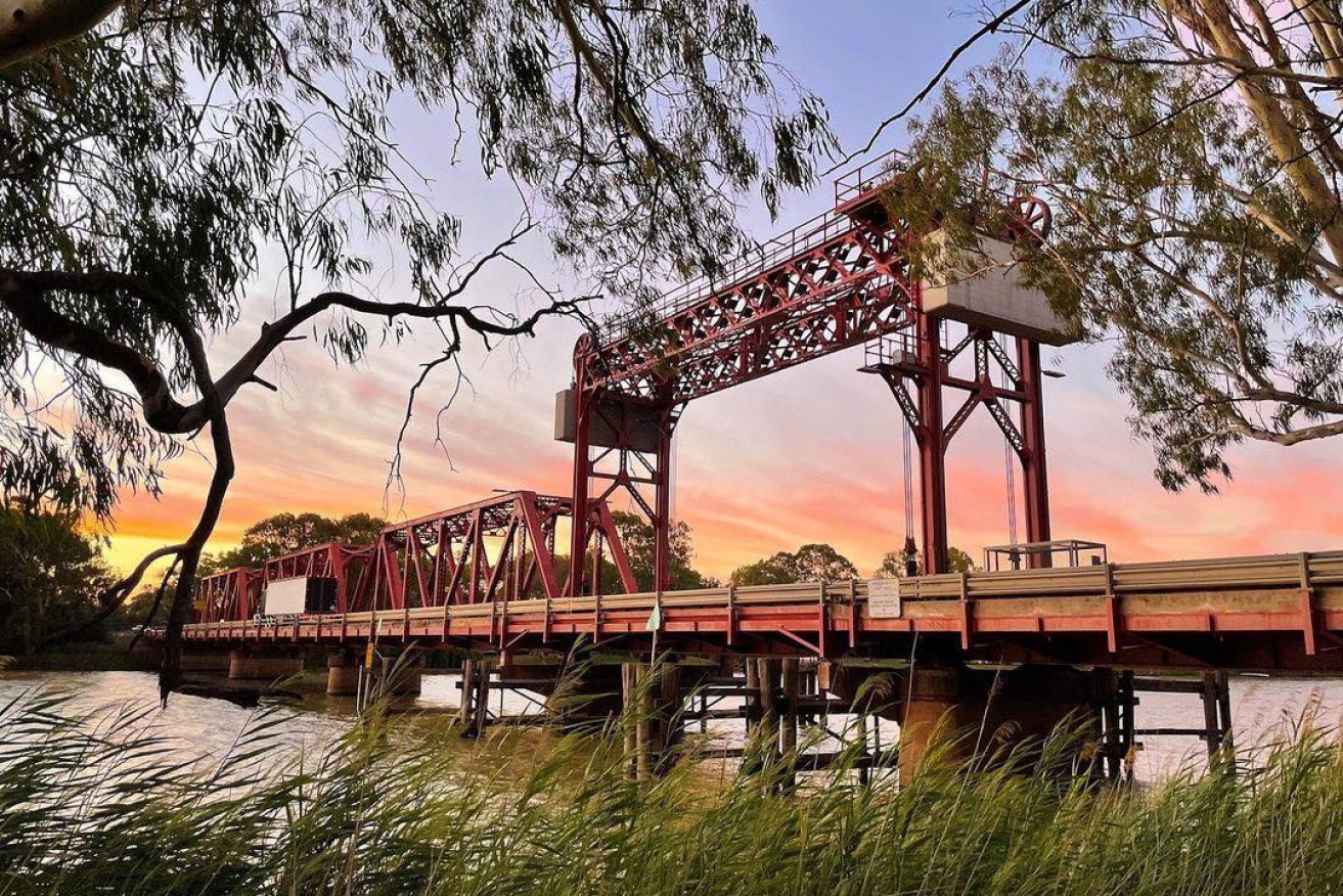 The Paringa Bridge in the newly awarded Top Tourism Town of Renmark.