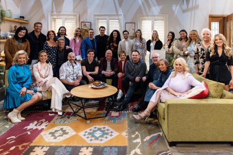 Fond farewell as Neighbours leave Ramsay Street